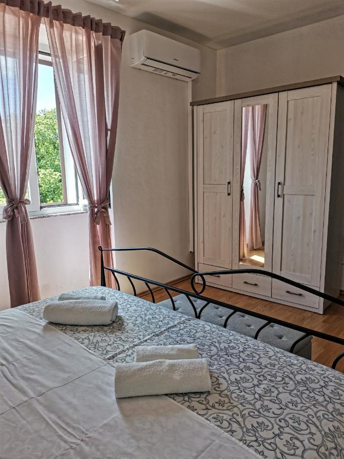 Kuca Za Odmor "Na Paltu" Villa ริซิกา ภายนอก รูปภาพ