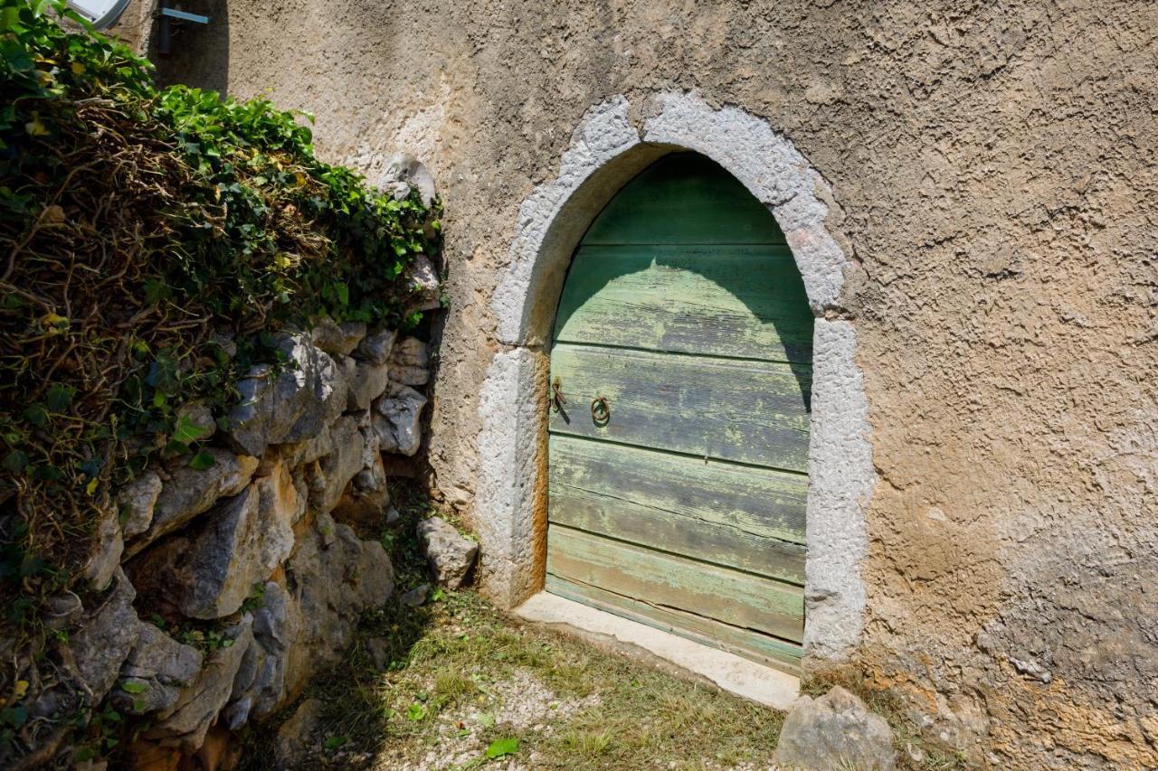 Kuca Za Odmor "Na Paltu" Villa ริซิกา ภายนอก รูปภาพ